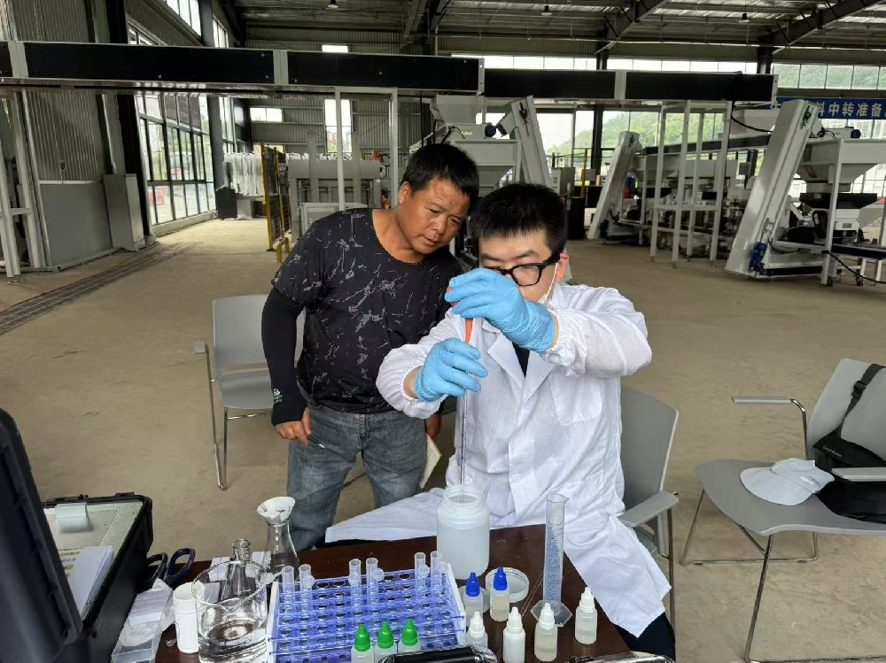 多方认可|山东草莓视频下载APP在线观看草莓视频APP黄色下载养分检测仪助力四川高县农业文化走出新道路